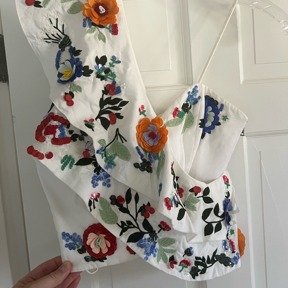 Alice + Olivia White Floral Embroidered Tank Top